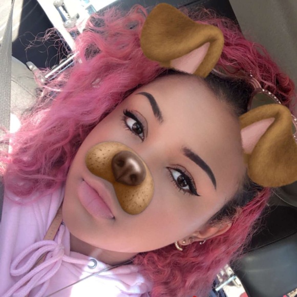 Meet your Posher, Bryar - Picture 2 of 3